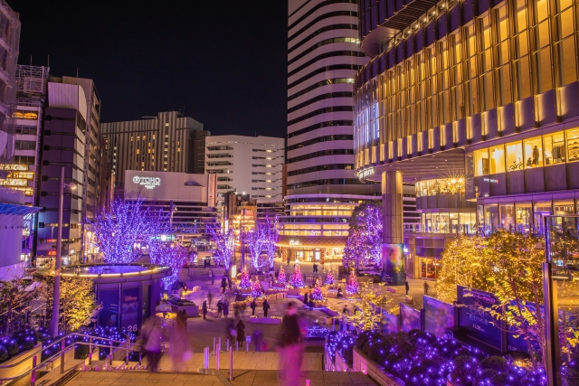 東京ミッドタウンのクリスマスイルミネーションの様子
